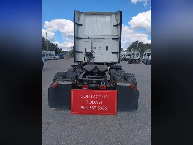 2020 NAVISTAR INTERNATIONAL LT625 SLPR CAB