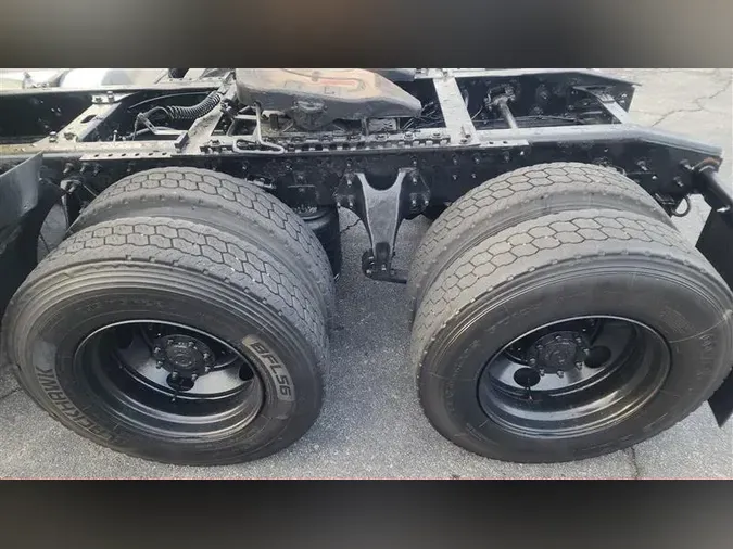 2020 INTERNATIONAL RH613