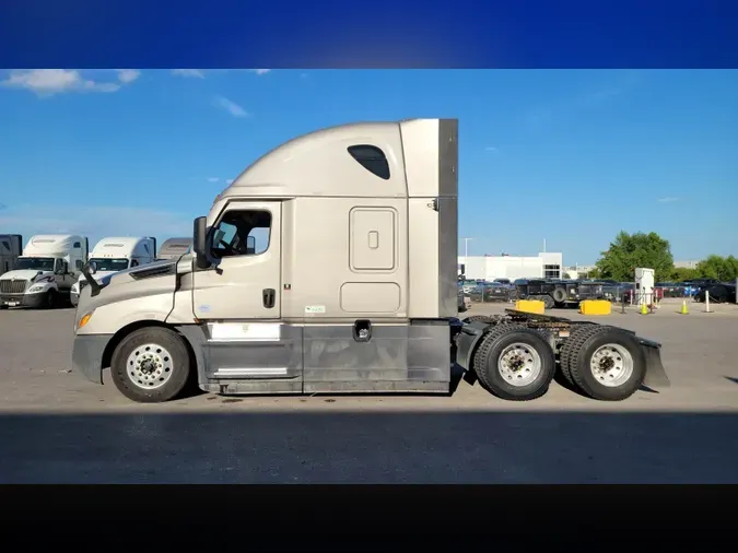 2024 Freightliner Cascadia 126