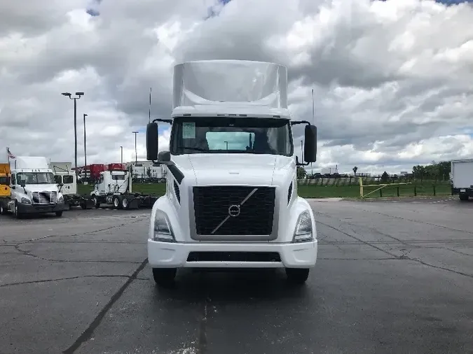 2019 Volvo VNR42300