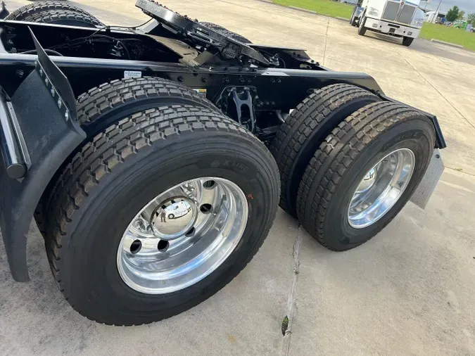 2022 Kenworth T680