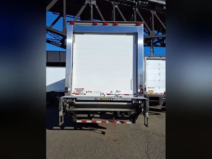 2020 FREIGHTLINER/MERCEDES M2 106