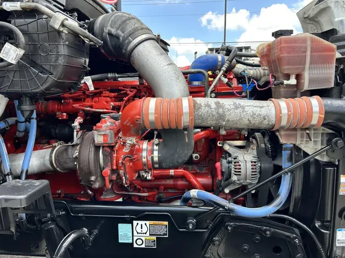 2022 Peterbilt 579fc40bc0b05f73892e202f899c02f4f1c