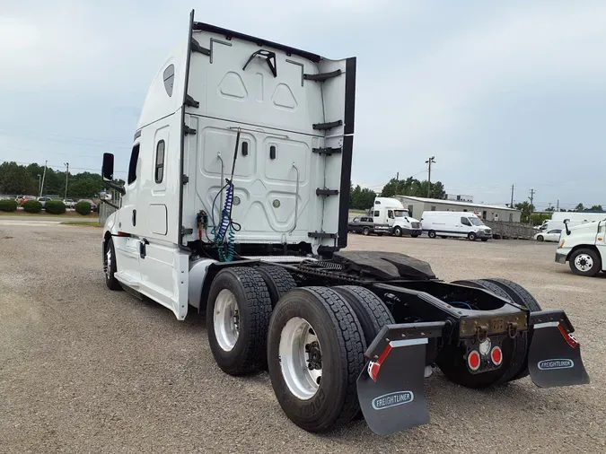 2020 FREIGHTLINER/MERCEDES PT126064ST