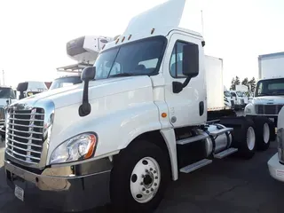 2018 FREIGHTLINER/MERCEDES CASCADIA 125