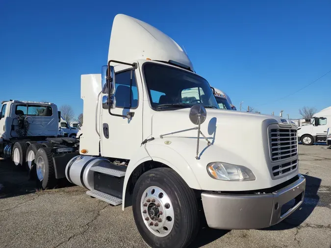 2017 FREIGHTLINER/MERCEDES M2-112