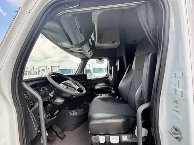 2024 Freightliner Cascadia 126