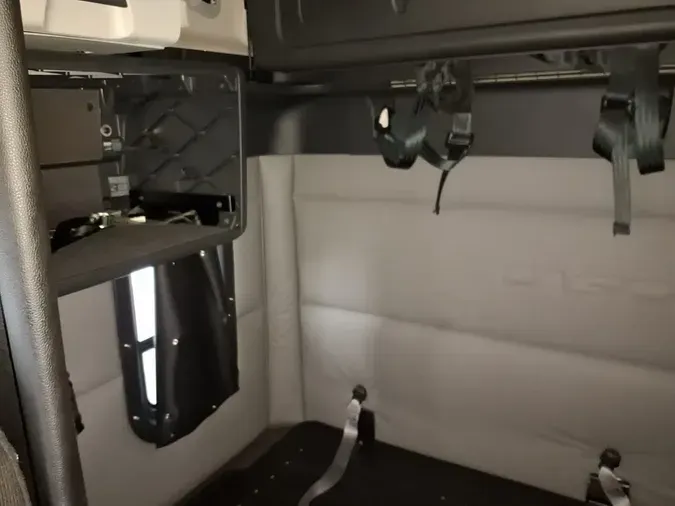 2021 FREIGHTLINER/MERCEDES NEW CASCADIA 116fc5118bc83f6bce39d9b7d06c50a3b7a