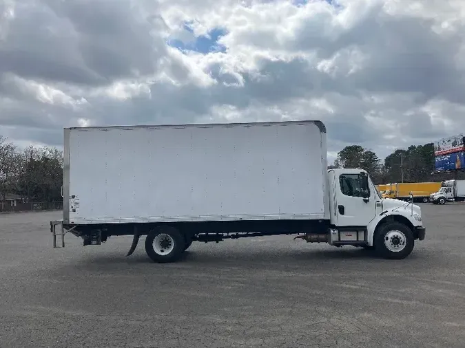 2019 Freightliner M2