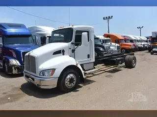 2009 KENWORTH T170
