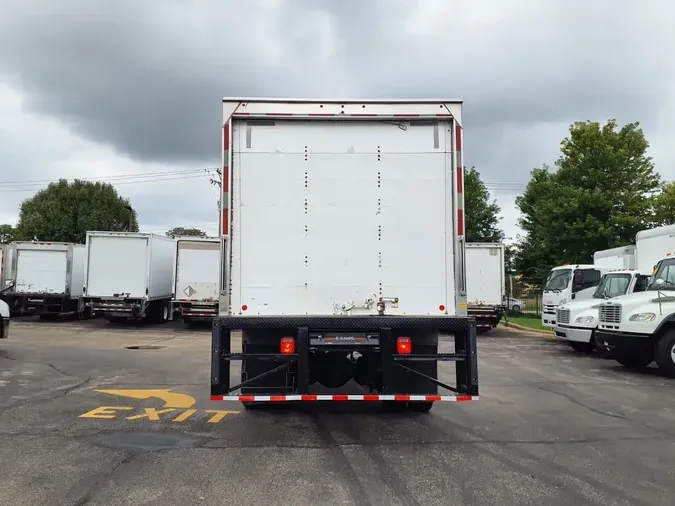 2019 FREIGHTLINER M2 106