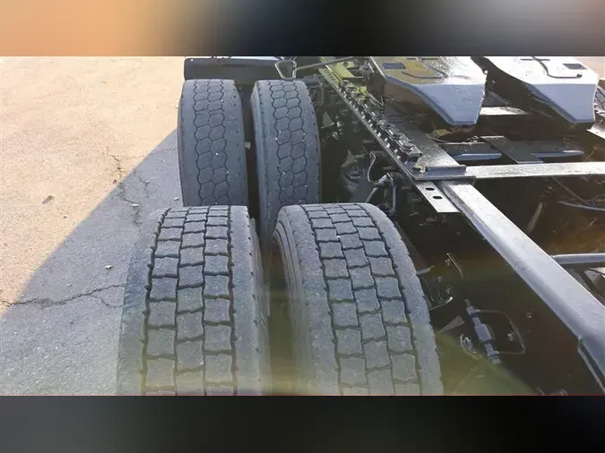 2018 INTERNATIONAL RH613