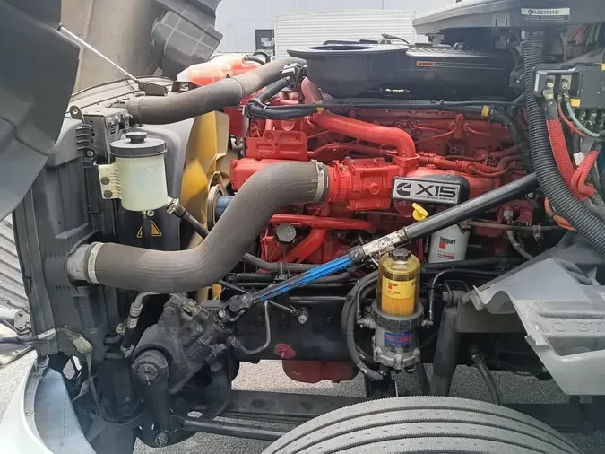 2019 NAVISTAR INTERNATIONAL LT625 SLPR CAB