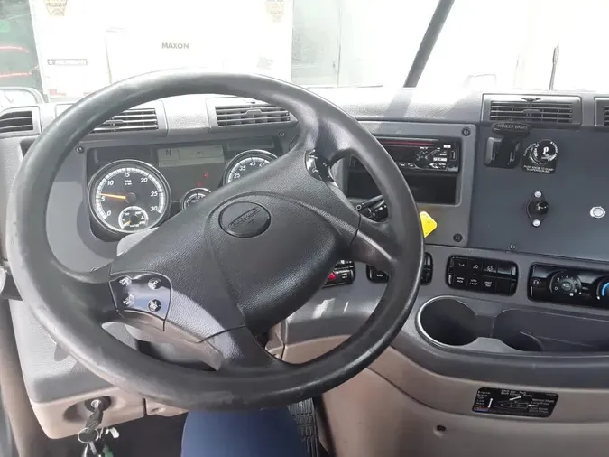 2018 FREIGHTLINER CASCADIA 113