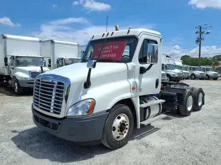 2019 FREIGHTLINER/MERCEDES CASCADIA 125