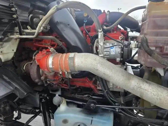 2020 International LT625