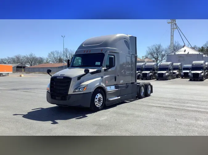 2024 Freightliner Cascadia 126