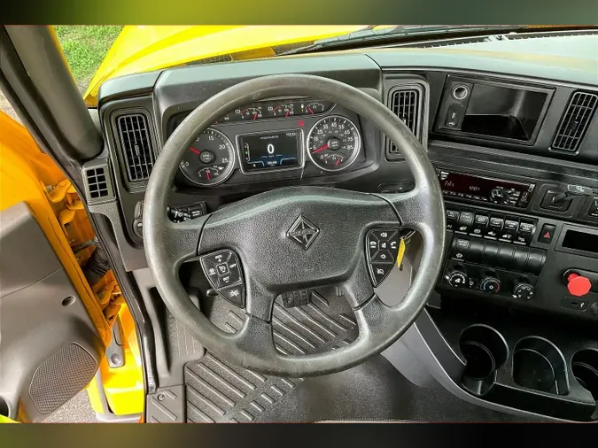 2019 INT LT625 6x4