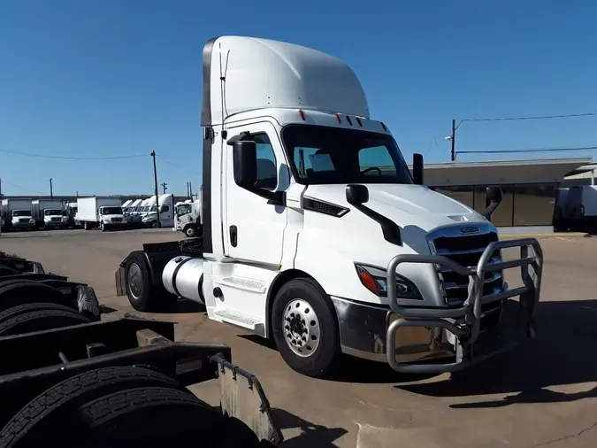 2020 FREIGHTLINER/MERCEDES NEW CASCADIA 116fc67d30b0e59e1222843cadb8f05a179