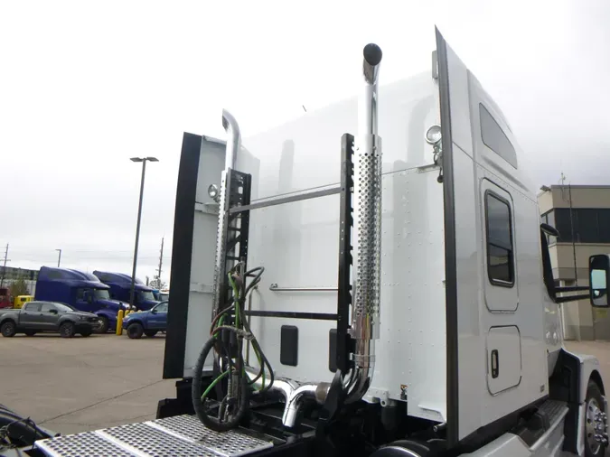 2024 Kenworth T680
