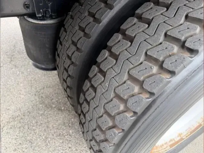 2019 International 4300