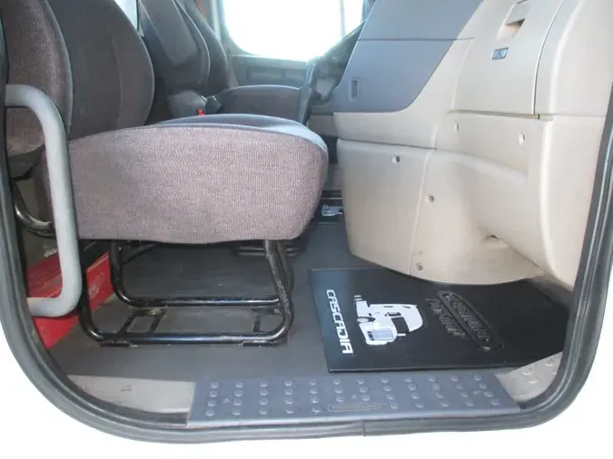 2018 FREIGHTLINER/MERCEDES CASCADIA 125