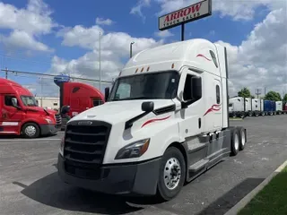 2021 FREIGHTLINER CA126