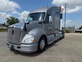 2022 Kenworth T680