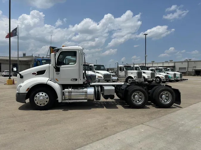 2020 Peterbilt 579