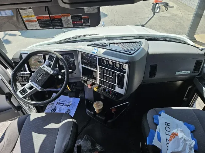 2019 MACK ANTHEM AN64T
