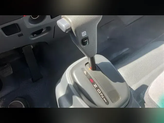 2021 ISUZU NPR-XD