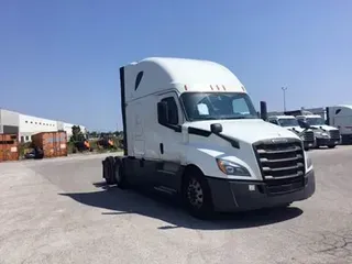 2020 Freightliner Cascadia