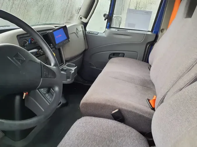 2019 NAVISTAR INTERNATIONAL 4300