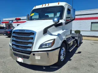 2021 FREIGHTLINER/MERCEDES CASCADIA PX11664ST