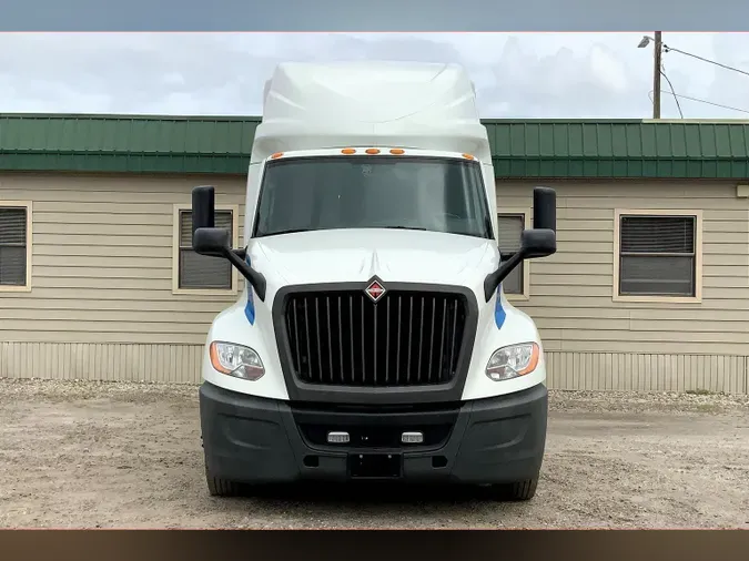 2021 INT LT625 6x4