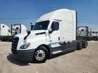 2021 FREIGHTLINER Cascadia 126