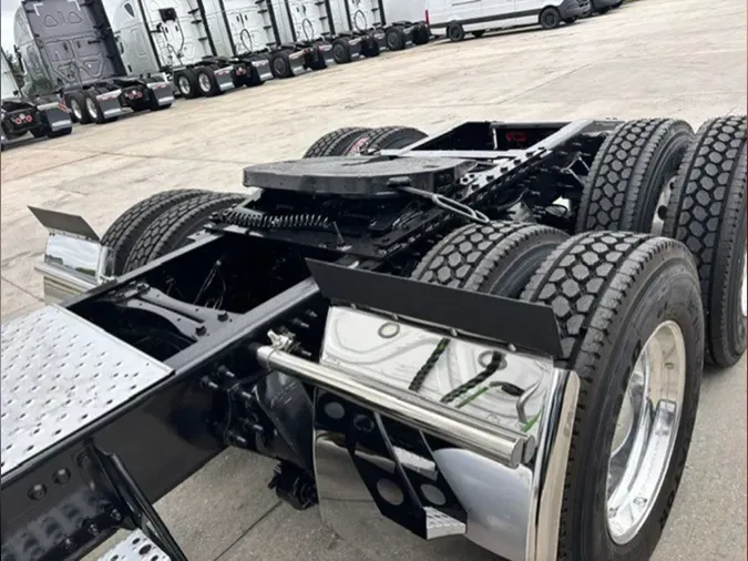 2022 Freightliner PT126SLP