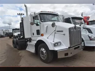 2013 KENWORTH T800