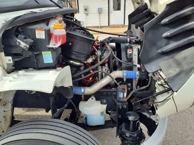 2020 FREIGHTLINER/MERCEDES M2 106