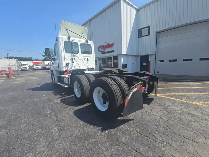2020 FREIGHTLINER/MERCEDES CASCADIA 125fc9ce4d398f02e4ad47593921a70cfd4