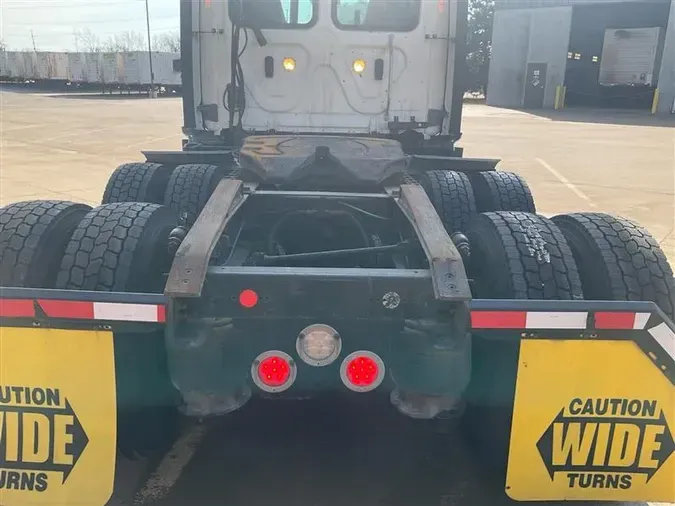 2021 FREIGHTLINER CA126