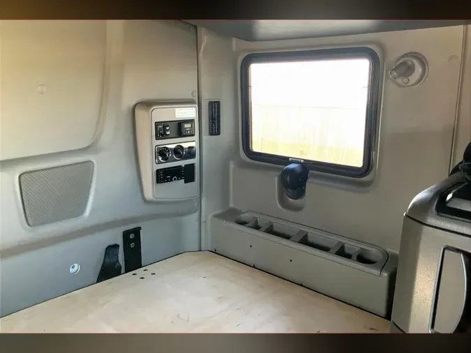 2021 INT LT625 6x4