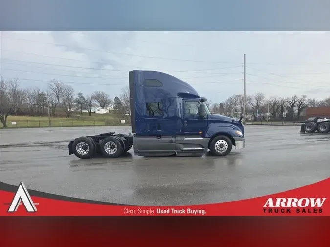 2021 INTERNATIONAL LT