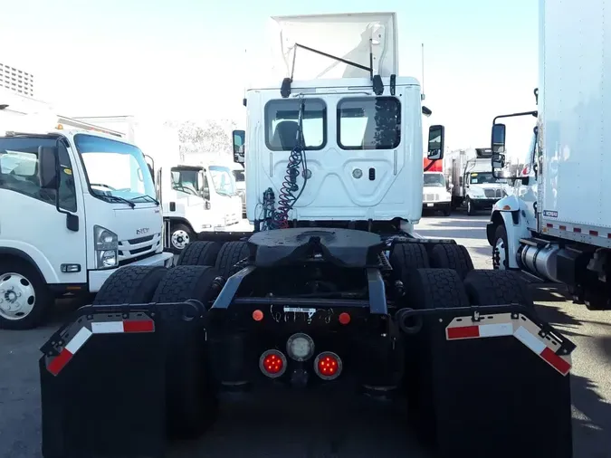 2018 FREIGHTLINER/MERCEDES CASCADIA 125fca27d83d9065dce22f5b316d665e5df