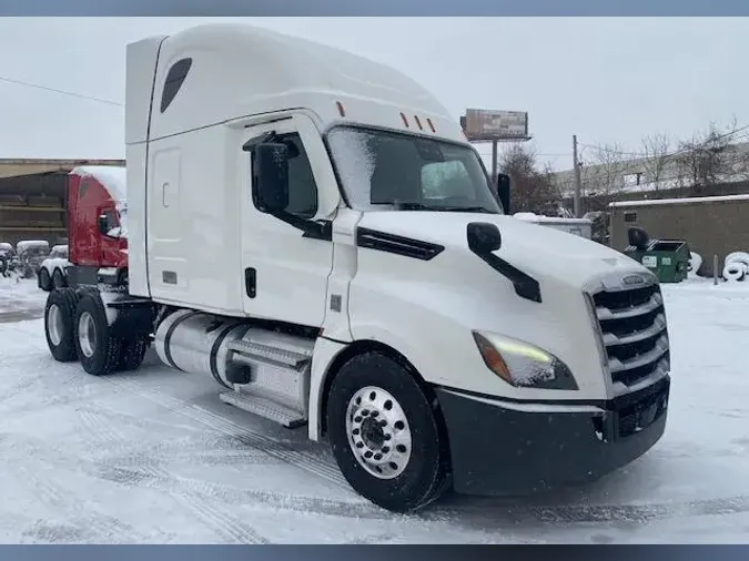 2020 Freightliner Cascadia