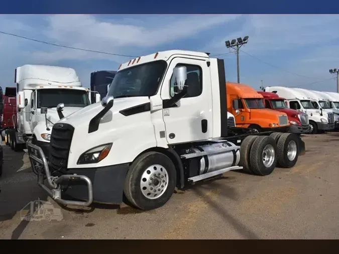 2020 FREIGHTLINER CASCADIA 116fca3f54dae0e9b91f9aa401dd9e42c4a