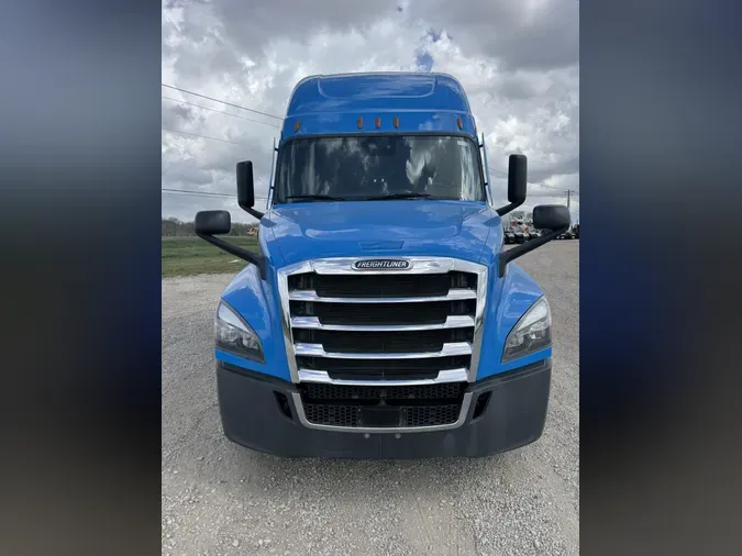 2022 Freightliner Cascadia
