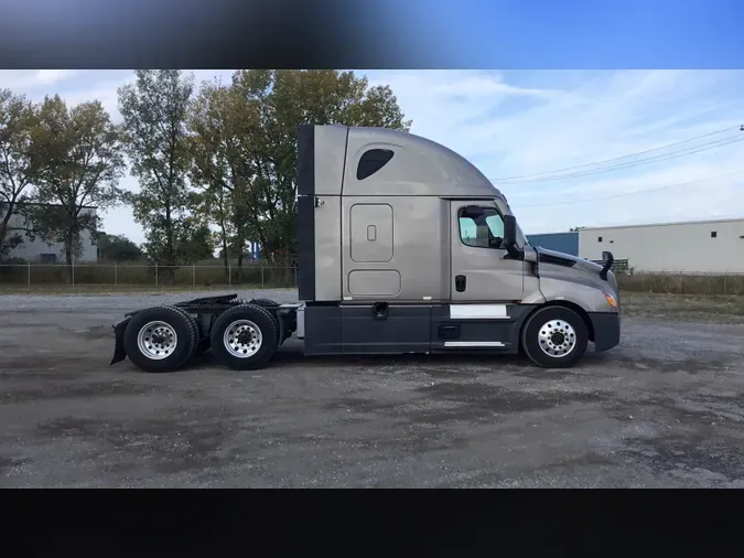 2024 Freightliner Cascadia 126
