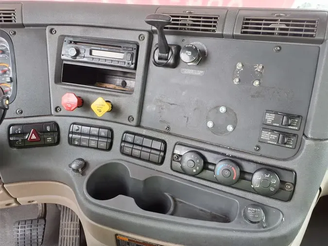 2017 FREIGHTLINER CASCADIA 125
