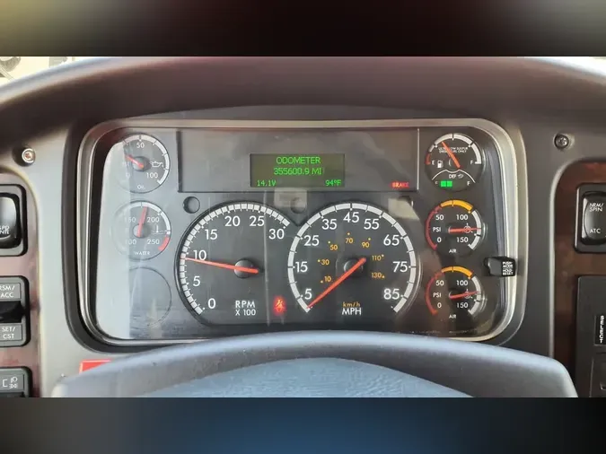 2021 FREIGHTLINER/MERCEDES M2 106